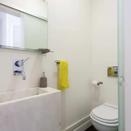 Apartment Downtown Madalena By Homing *