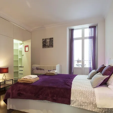 Apartment Downtown Madalena By Homing *