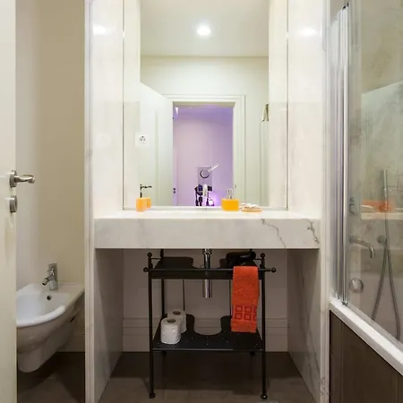 Appartamento Downtown Madalena By Homing Lisbona